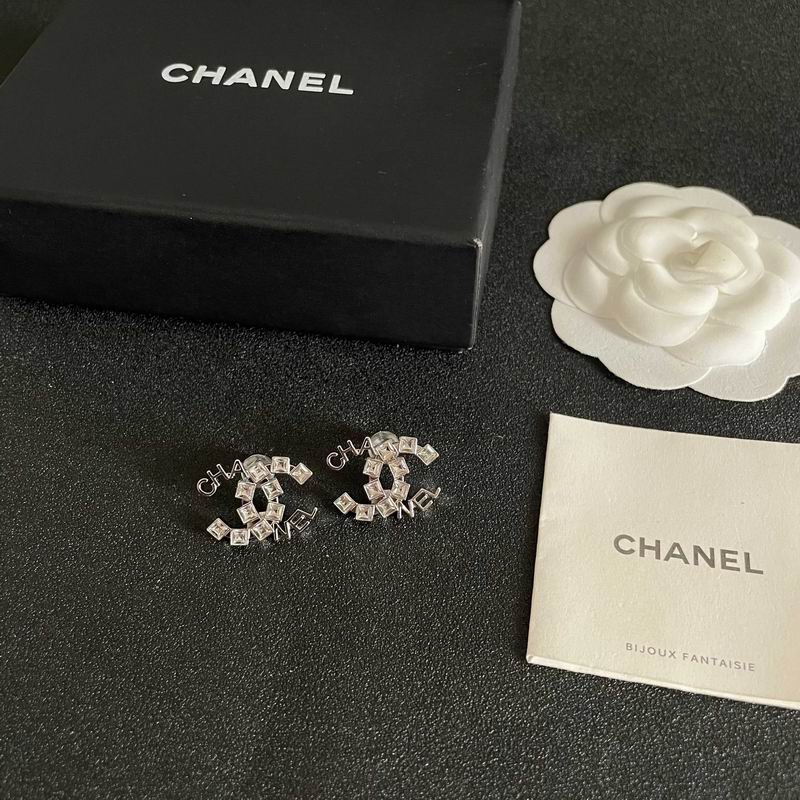 Chanel Earring 06yxs86